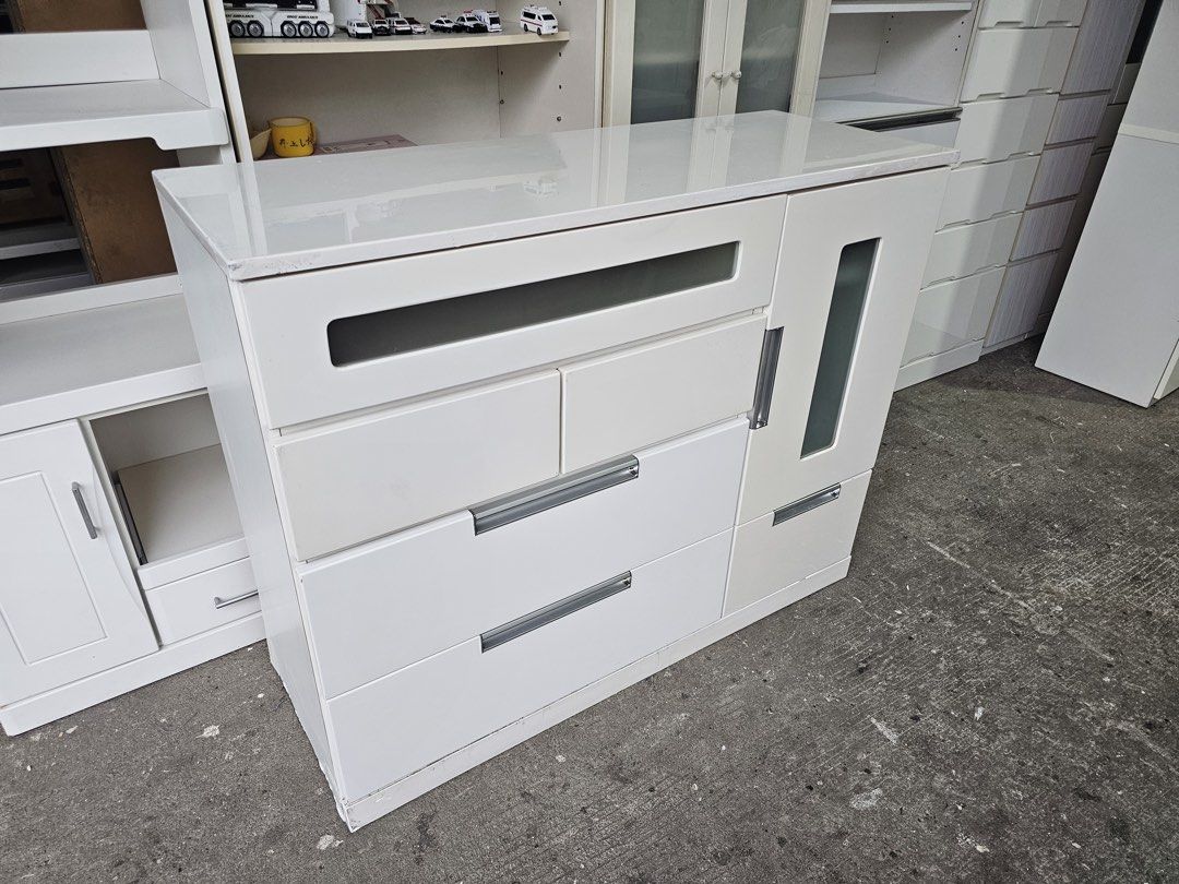 Lateral Cabinet (DUCO) (Category: Shelves, Cabinets & Racks) located in Quezon City. Submitted by ledamadel (Listing ID 1462766859, Image 3). Description: Lateral Cabinet (DUCO) ✔L-47 H-37.5 W-17.5 inches 📏 ✔1 Doors,1 Shelfs & 5 Drawers 🗄 ✔Laminated 🔖 ✔️Compress & Plywood Back! 💢 ✔Scratches As-is! 👌 Location: 40 Aplaya St Napocor Vill. Tandang Sora Quezon City. For inquiry please Pm us or Call. 09066885859 Please like our page thanks! 👇👇👇