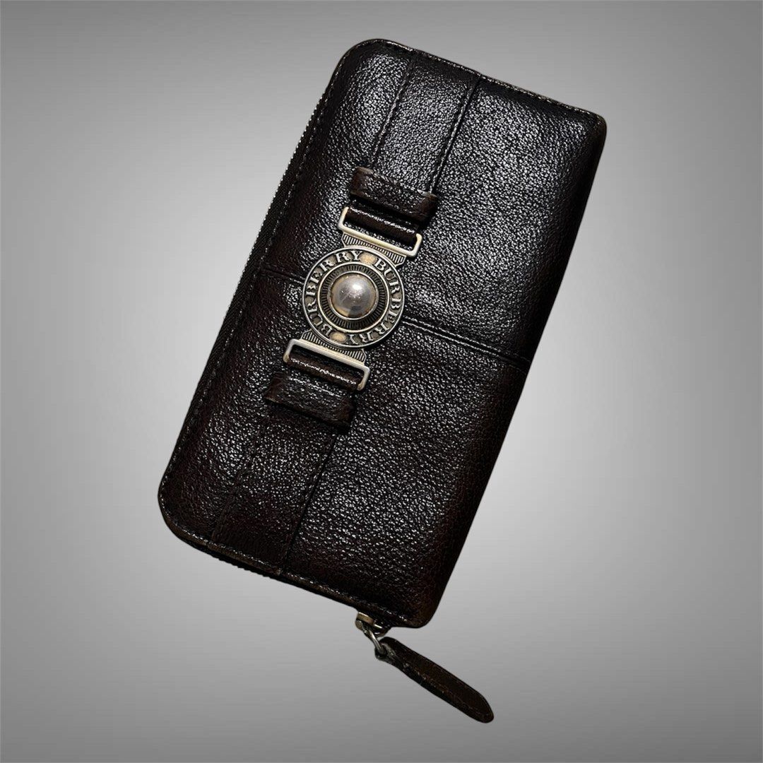 leather zip-around wallet by Burberry (Category: Luxury Bags & Wallets) located in Bacolod City. Submitted by maryrose18.fox (Listing ID 1462718128, Image 1). Description: No issue Lightly used Excellent condition inside Payment first policy.