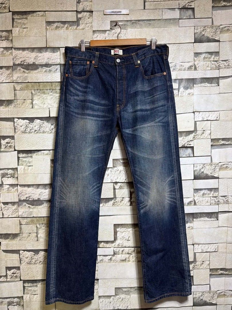 LEVI'S 501 VINTAGE EXTENDED PATCH DENIM PANTS (Category: Jeans) located in Santa Rosa. Submitted by alejon007 (Listing ID 1462815128, Image 2). Description: LEVI'S 501 VINTAGE EXTENDED PATCH DENIM PANTS 100% Legit Excellent condition No issues Size 36 x 45 length PRIC 2⃣5⃣8⃣0⃣ Pm.