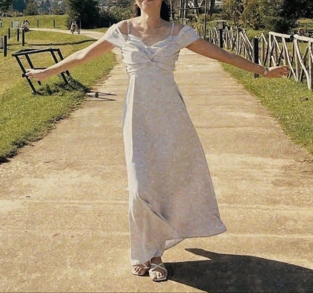 Light Blue Off-Shoulder Maxi Dress (Category: Dresses) located in Quezon City. Submitted by zadivinele78018 (Listing ID 1462838883, Image 1). Description: - Beautiful light blue maxi dress - Off-the-shoulder design with spaghetti straps - Lovely chiffon fabric - Perfect for summer events or garden parties - Comfortable and flowy - used once.