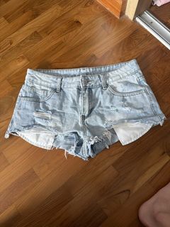 (Category: ) located in . Submitted by corrrn (Listing ID 1462774891, Image 1). Description: .
