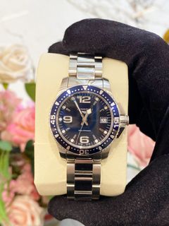 (Category: ) located in . Submitted by watchluxury888 (Listing ID 1462797129, Image 1). Description: .