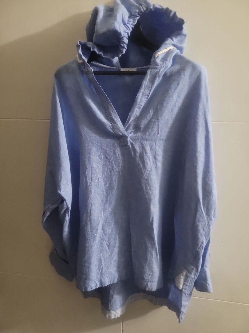 LINEN 100% Lou & Grey Hoodie Oversize Top (Category: Blouses) located in Los Banos. Submitted by lopecruz (Listing ID 1462805021, Image 3). Description: 29"armpit laid flat 31"length like brand new,no kupas oversize L to XXL.