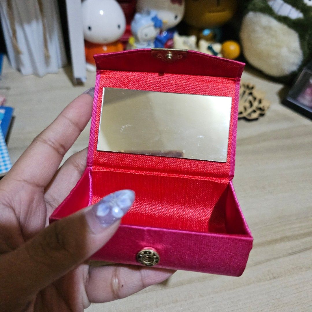 Lipstick Organizer Pouch with Mirror (Category: Accessory Holder, Box & Organizers) located in Manila. Submitted by lovelylovesjapan (Listing ID 1462735291, Image 2). Description: 🌸The item is on-hand and authentic from Japan 🌸Mode of Payment (MOP): GCASH/Bank Transfer 🌸Mode of Delivery (MOD): J&T or Lalamove (Shipping every Saturday and Sunday) Notes: 🩷Breakable items are packed with care and caution. Seller will not be held liable for any d