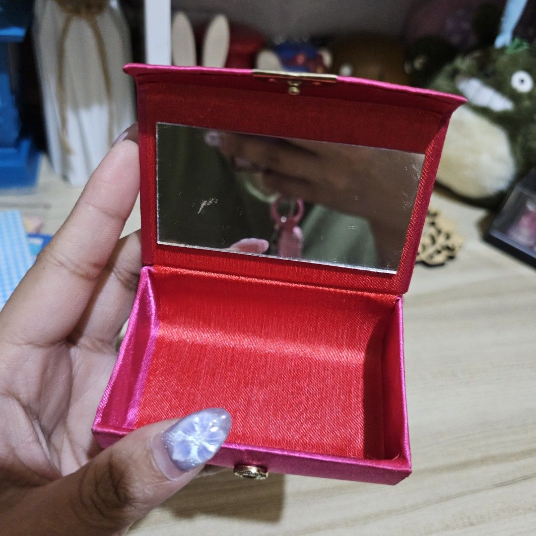 Lipstick Organizer Pouch with Mirror (Category: Accessory Holder, Box & Organizers) located in Manila. Submitted by lovelylovesjapan (Listing ID 1462735291, Image 3). Description: 🌸The item is on-hand and authentic from Japan 🌸Mode of Payment (MOP): GCASH/Bank Transfer 🌸Mode of Delivery (MOD): J&T or Lalamove (Shipping every Saturday and Sunday) Notes: 🩷Breakable items are packed with care and caution. Seller will not be held liable for any d