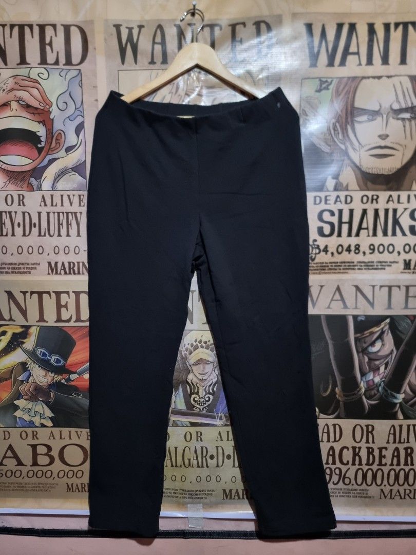 l.l.bean Leg Warmer Pants Men (Category: Activewear) located in Imus. Submitted by aim_for_less (Listing ID 1462842902, Image 1). Description: L.L.Bean Leg Warmer Pants Men - Brand: L.L.Bean - SIZE: Medium on tag - DIMES: 16" x 39.5" x 7.5" LEG OPENING - Style: Black Slim Leg Pants - Condition: Almost New with original tag attached - Original Price: $69.95 - Origin: Made in Cambodia - Features: Comfortable and versatile for everyday wear - Very g