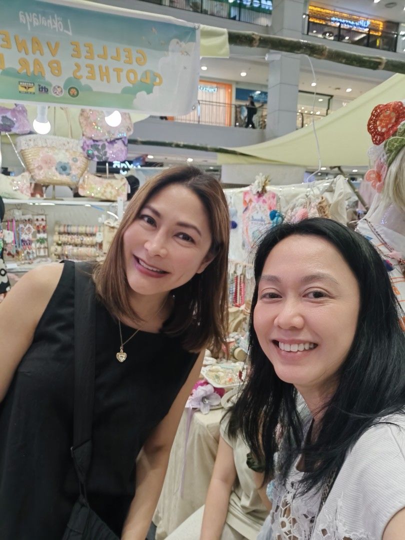 Lokhalaya Bazaar (Category: Other Accessories) located in Davao. Submitted by gelleevanelli (Listing ID 1462690217, Image 3). Description: It's our lucky day at Lokhalaya Bazaar in Abreeza Met Atty Karen Jimeno( UA&P schoolmate) and got up close the Bakers. Of course one of my favorite local artist also ID Denise =) Very nice people. Thank you for supporting local ❤️ Visit Lokhalaya at abreeza Ayala Mall Davao. We'll be here til Sunday. Sept 19-2