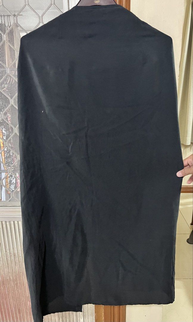 Long skirt (Category: Skirts) located in Bacoor. Submitted by ayit. (Listing ID 1462751438, Image 1). Description: Small-med fit garterized - Brand: Japan Gling ND Brand - Type: Long Skirt - Color: Black - Size: Medium (fits EU 38/UK 10/US 26) - Condition: Pre-loved (Condition 4) - Features: Stylish design with a back slit for comfort and movement..