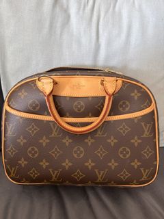 （分類：）位於 。 由 chanelslv 提交（商品編號 1462697780，圖片 1）。簡介： 。