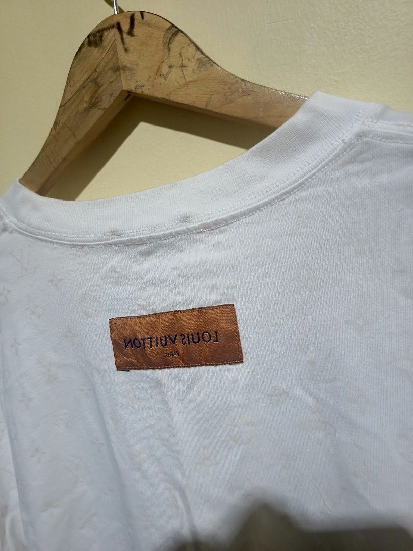 Louis Vuitton Monogram T-Shirt White (Category: Tshirts & Polo Shirts ) located in Angeles City. Submitted by thriftglitz (Listing ID 1462789046, Image 2). Description: Best fit M-L AOP monogram check pic 9.3/10 condition needs wash only .