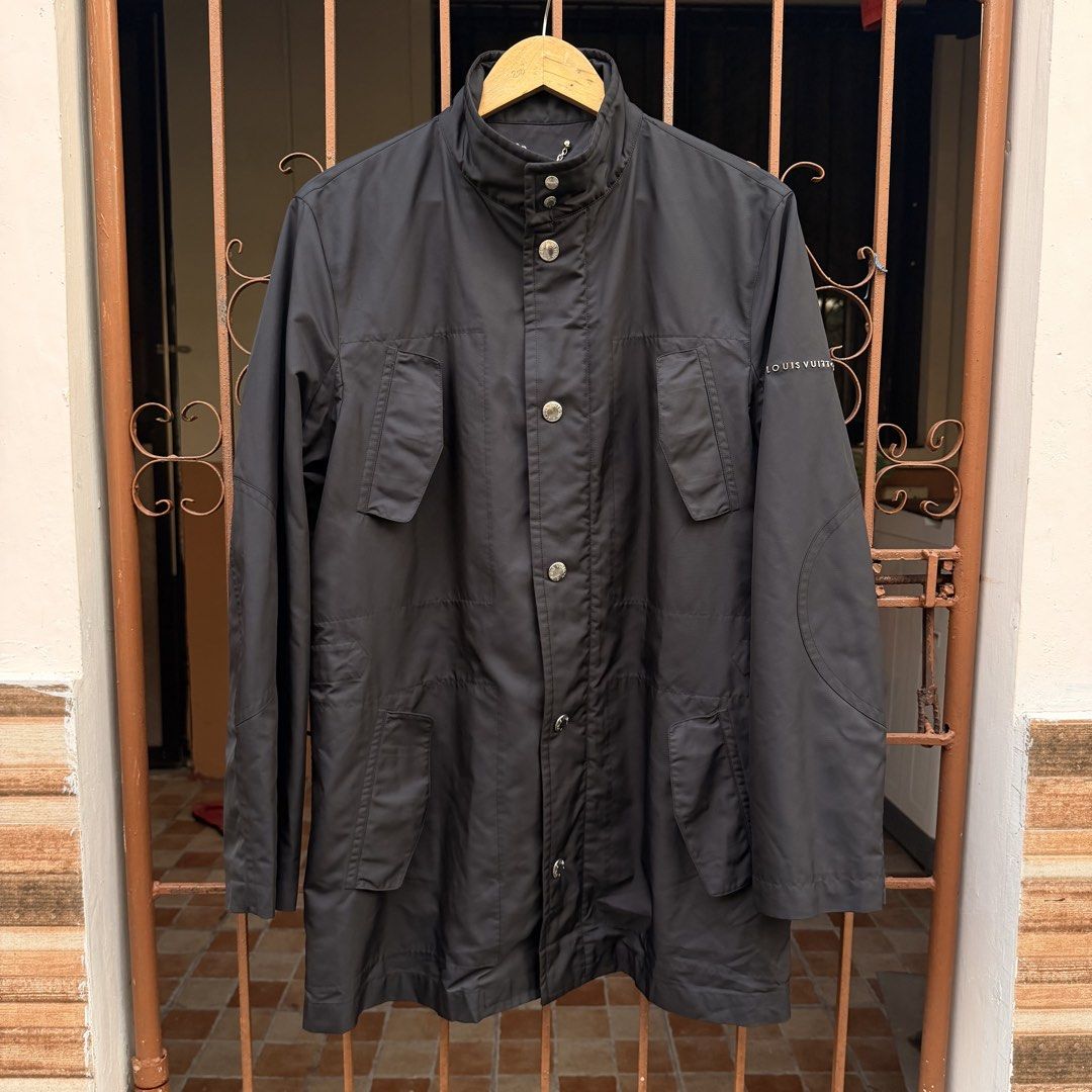 Louis vuitton parka jacket (Category: Luxury Apparel) located in Cavite. Submitted by shiro_____. (Listing ID 1462796595, Image 1). Description: For sale🔥 Louis vuitton parka jacket Size 44 fits medium Length 32 Width 22 Gently used Price 18500 Pm🗝️.