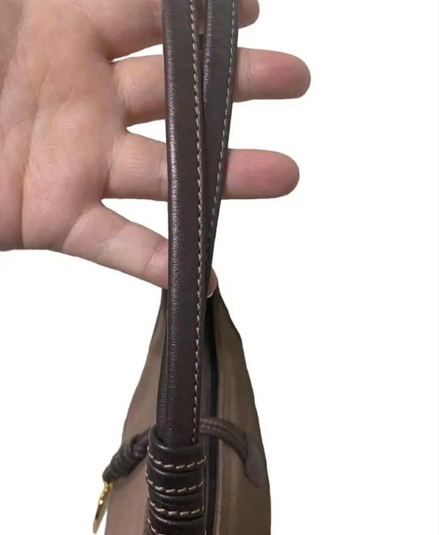 Lovecat kili bag (Category: Shoulder Bags) located in Cavite. Submitted by littlesweetshop (Listing ID 1462815192, Image 3). Description: Mop gcash Plus sf.