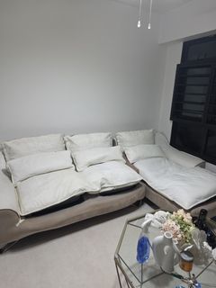 (Category: ) located in . Submitted by naszril141284 (Listing ID 1462834083, Image 1). Description: .