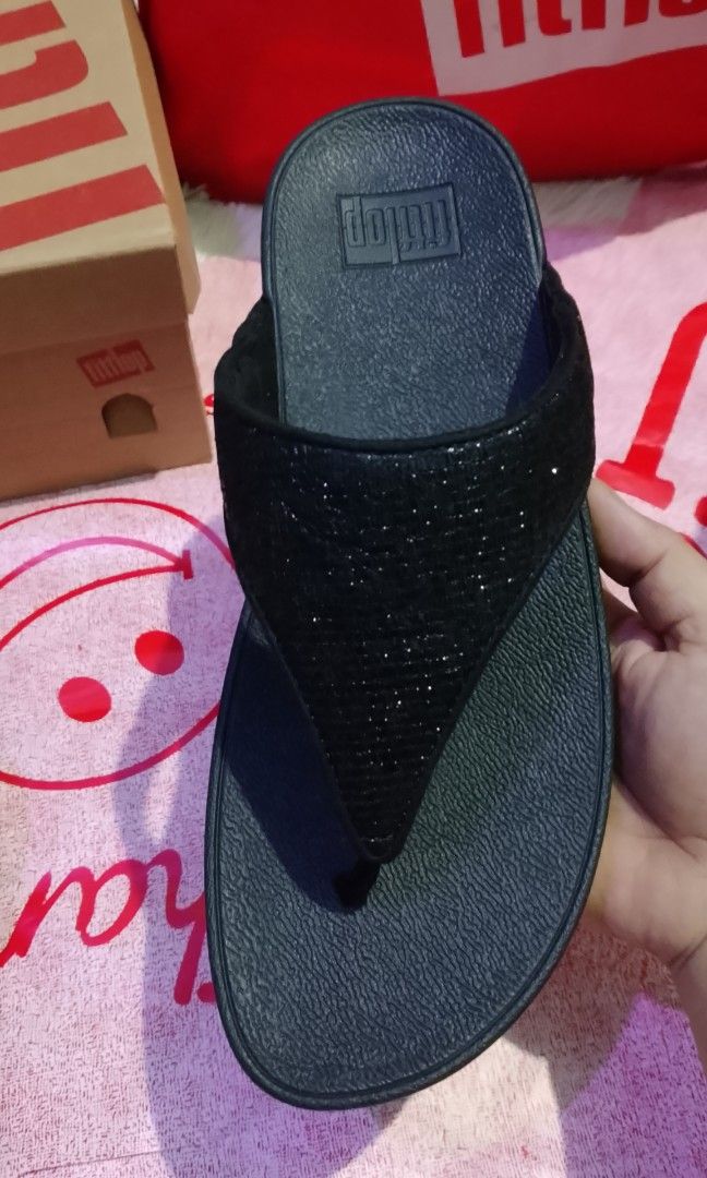 Lulu crinkled shemmerlux (Category: Sandals) located in Muntinlupa City. Submitted by jcualquera (Listing ID 1462874546, Image 2). Description: onhand us8 only Gcash bank transfer j&π llamove.