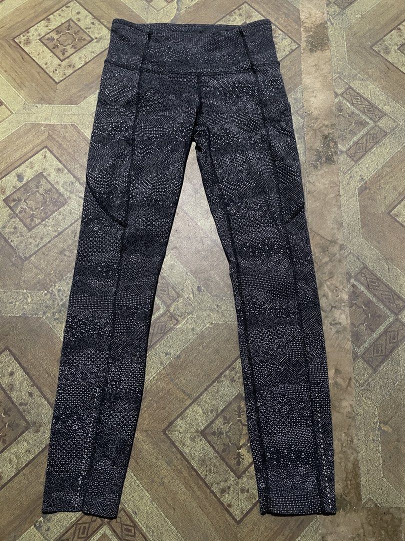 Lululemon Align High-Rise Leggings Size 4 (Category: Activewear) located in Mabalacat. Submitted by cornistaja55233 (Listing ID 1462835890, Image 1). Description: - Lululemon Align Leggings - Size: 4 - Fit: High-rise - Color: Black with subtle white speckled pattern - Features: Super comfortable, side pockets - Condition: Gently used - Ideal for: Workouts or lounging.