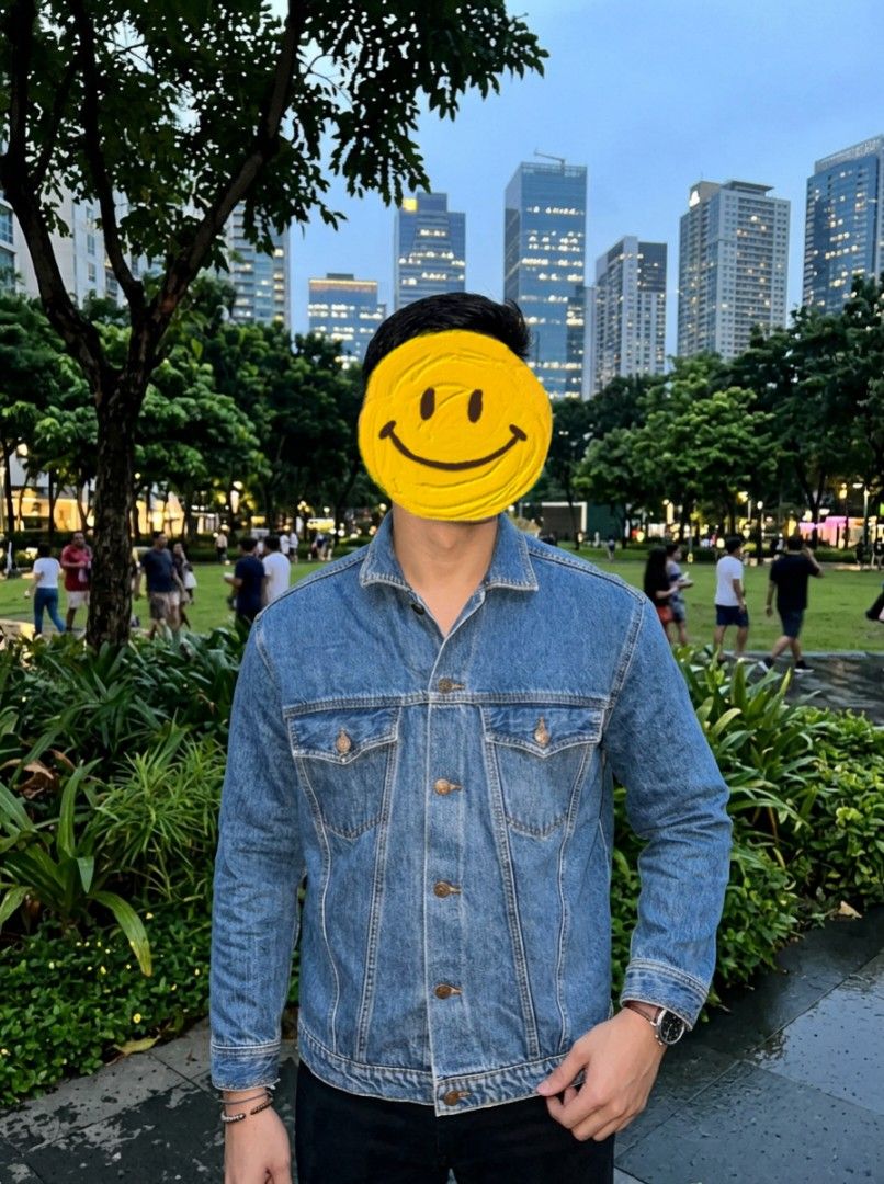 (M) BiGi Men's Denim Jacket (Category: Coats, Jackets and Outerwear) located in Cavite. Submitted by donyachuHandicraft (Listing ID 1462879969, Image 1). Description: BiGi Fashion Men's Denim Jacket Size Medium US Size Shoulder 21" Armpit 22.5" Length 27" Sleeves Length 23" Color 9/10 Good color condition Buttons in good condition No damage see little black ink at the lower button part Please view all photos before purchasing Pay Tru Gcash Ship t