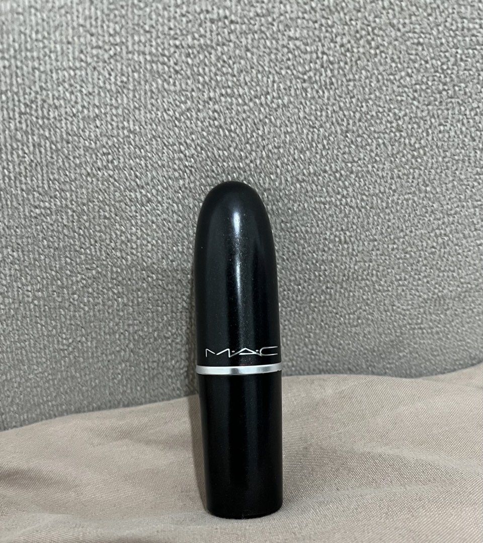 MAC Retro Matte Lipstick - All Fired Up A16 (Category: Makeup) located in Cainta. Submitted by cendzz (Listing ID 1462684319, Image 1). Description: - MAC Retro Matte Lipstick - Shade: All Fired Up (Color Code: A16) - Authentic -Bought from Mac store in Sm Megamall.