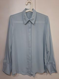(Category: ) located in . Submitted by shopthelooksg (Listing ID 1462812391, Image 1). Description: .