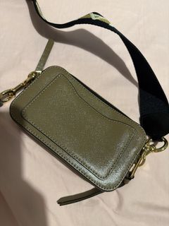 （分類：）位於 。 由 comebuybuyla 提交（商品編號 1462829681，圖片 1）。簡介： 。