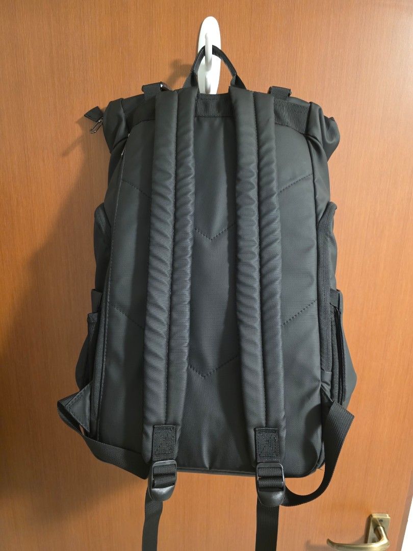 Mark Ryden Backpack (Category: Backpacks) located in Singapore. Submitted by ArcAngel (Listing ID 1462836521, Image 2). Description: ⚠️Selling cheap for fast deal! ⚠️Get it before it is gone!.