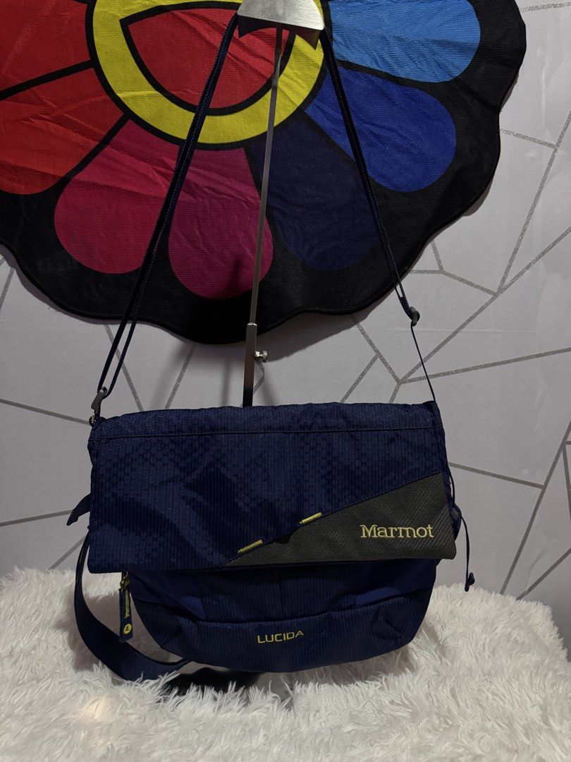 Marmot 2way bag (Category: Cross-body Bags) located in Cagayan de Oro. Submitted by akidomingo088 (Listing ID 1462760935, Image 1). Description: .