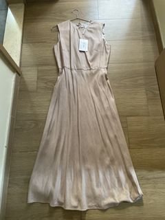 （分類：）位於 。 由 flames.c 提交（商品編號 1462737566，圖片 1）。簡介： 。