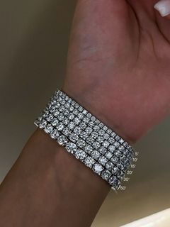 (Category: ) located in . Submitted by jewellerywork (Listing ID 1462697456, Image 1). Description: .