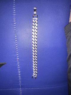 (Category: ) located in . Submitted by aeres_180 (Listing ID 1462708607, Image 1). Description: .