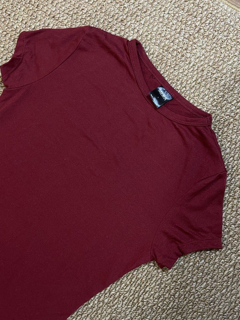 MERA Burgundy T-shirt (Category: Shirts) located in Pasig City. Submitted by miafml-closet-cleanout (Listing ID 1462769025, Image 2). Description: - marked size L but it fits me well (petite) ! :) posted price is fixed ♡ will not respond to hagglers. 💵 mop: gcash / bdo / maribank / unionbank 🛵 courier: any as long as arranged by buyer 🙅🏻‍♀️ no requested worn photos ❌ no meet-ups.