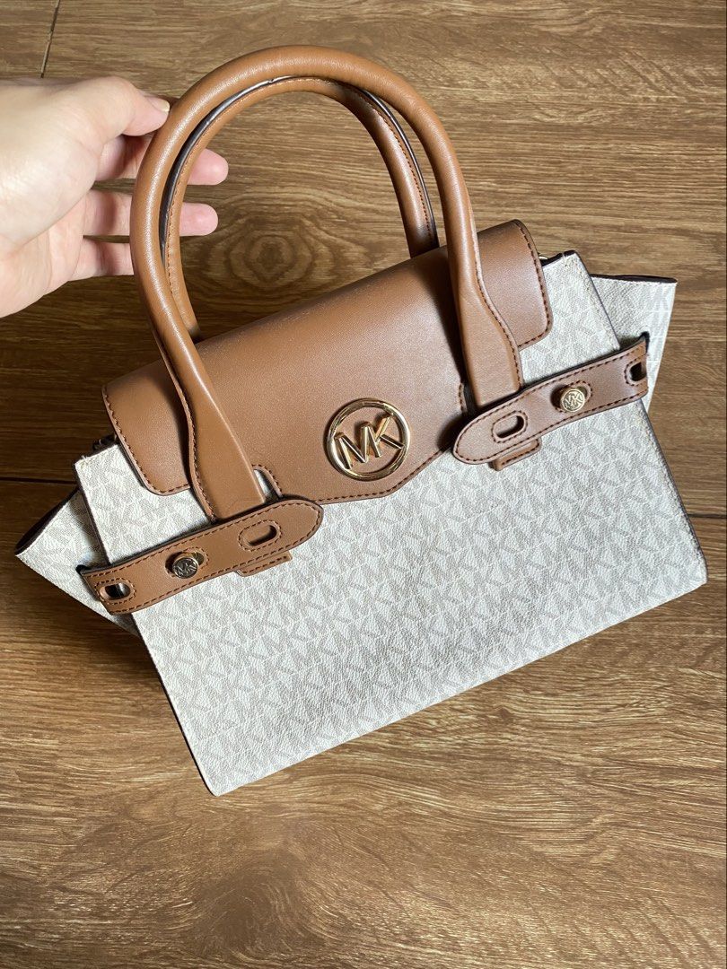 Michael Kors Carmen Medium Satchel (Category: Cross-body Bags) located in Antipolo. Submitted by pauuiieee (Listing ID 1462691081, Image 1). Description: - Brandnew - No dustbag .