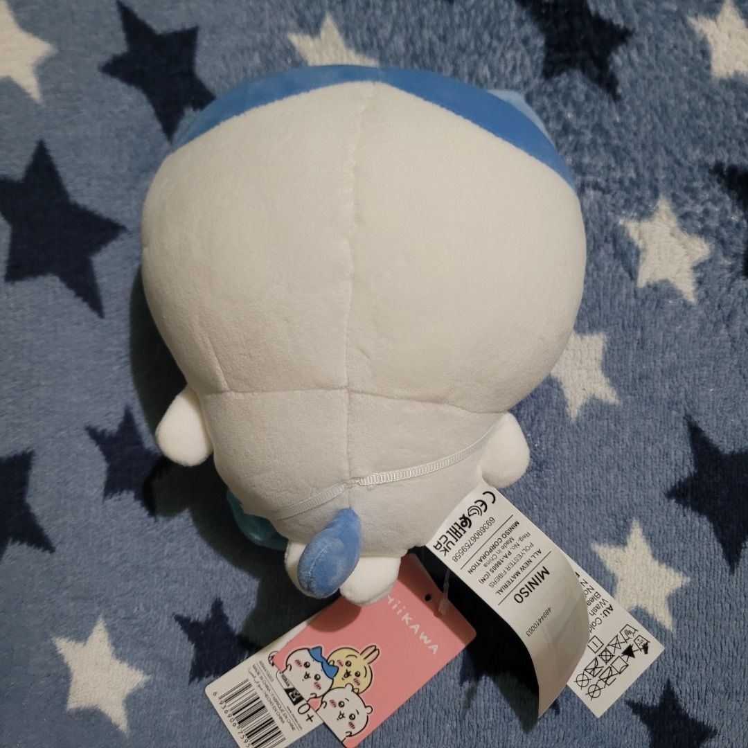 Miniso Hachiware Plush with Bag - Chiikawa (Category: Plushies & Soft Toys) located in Marikina City. Submitted by jie68 (Listing ID 1462866625, Image 2). Description: - hachiware from chiikawa (medium sized) - soft and mallow type - brand new with tag - pwedeng dalhin kahit saan ^^ - perfect gift for fans - can meet up at megamall before fan screening.