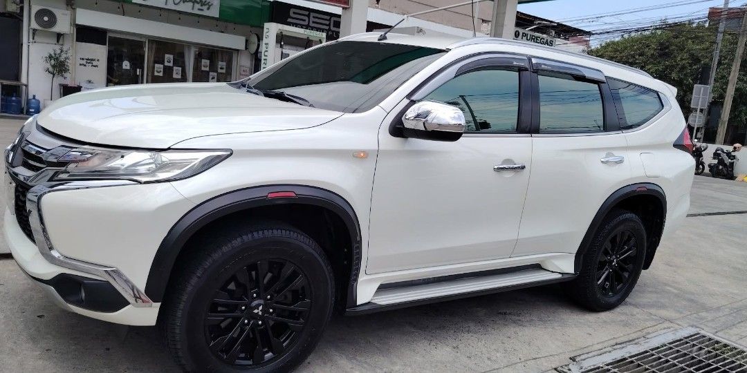 Mitsubishi Montero gls gls Auto (Category: Used Cars) located in Malabon City. Submitted by 1988lovero (Listing ID 1462866697, Image 3). Description: Rush for sale Mitsubishi montero sport gls 2017 automatic transmision Savanna white Complete papers sya na mismo owner sa papel registered until June 2027 Bagong mags 3.5 brandnew and tires Bagong tinted 3m Super lamig ng aircon Super good transmision 74k odo orig... Pm nlang sa interesado Plss call