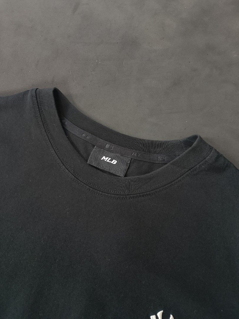 Mlb minimalist logo t shirt (Category: Tshirts & Polo Shirts ) located in Magsaysay. Submitted by every.w3ar (Listing ID 1462833197, Image 3). Description: check each photo for more details no issue ❌.