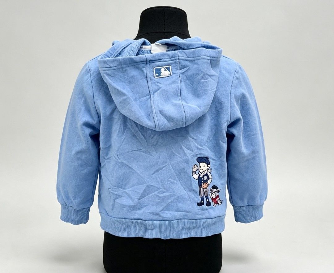 Mlb ny yankees (Category: Babies & Kids Fashion) located in Baguio. Submitted by miishaysh67446 (Listing ID 1461659825, Image 2). Description: mlb ny yankees excellent need wash 2-4y .
