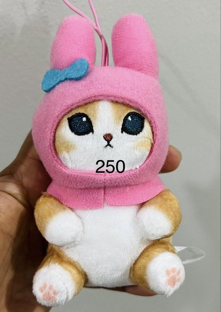 Mofusand figurines (Category: Figurines & Statues) located in Manila. Submitted by reiiisee (Listing ID 1462861834, Image 2). Description: Bought from shykawaii.ph on ig. Supposed to be a gift to my idols pero di natuloy ibigay Rfs: decluttering Loc: Manila Shipping shouldered by buyer. Can do meetup around sm manila.
