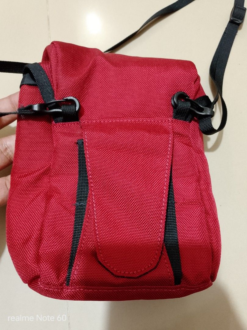 Mystery Wall Bang pack - sling bag (Category: Sling Bags) located in Tagum. Submitted by tgm2023 (Listing ID 1462866155, Image 3). Description: Mystery Wall Bang pack Like new condition Size : Width - 11.5cm Length - 16.5 cm Depth - 7cm Fabric : 1000D nylon, Water repellent ✅ Adjustable & Detachable strap ✅ Can be used as Bag attachment or belt attachment ✅ Can also be used as a chalk bag ✅ kasya ang Iphone or any android phones ✅ 🏷️500.⁰⁰.