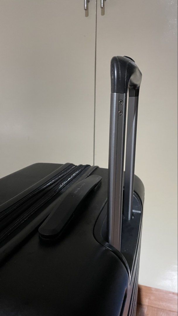 National Geographic Hardshell Luggage TSA Lock (Category: Luggage) located in Pasig City. Submitted by xtiansa (Listing ID 1462718506, Image 2). Description: - Black National Geographic hard shell luggage - Features a secure TSA lock - Smooth rolling wheels for easy maneuverability - Retractable handle for comfortable transport - no major scuffs nor issues USED 2X ONLY Dimensions: 43W × 27D x 65cmH SRP: 10,000 .