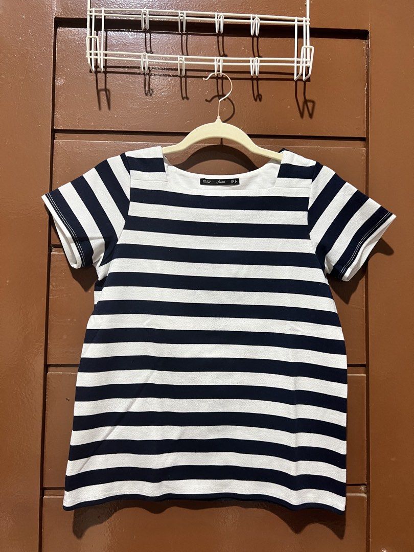 Navy and White Striped Square Neck Top (Category: Blouses) located in Binan City. Submitted by closet_in_disguise (Listing ID 1462691438, Image 1). Description: - Classic navy and white stripes - Flattering square neckline - Comfortable short sleeves - Textured fabric for a nice feel - Versatile for pairing with jeans or skirts - Ideal for everyday casual wear.