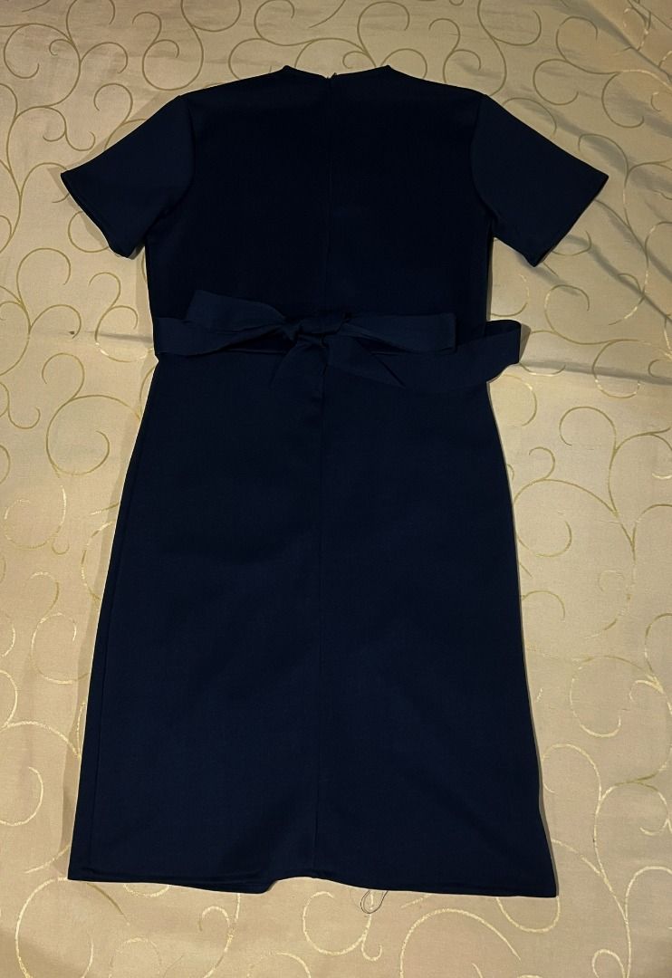 Navy Blue Dress (M) (Category: Dresses) located in Manila. Submitted by hyper.hertz. (Listing ID 1462865730, Image 1). Description: .