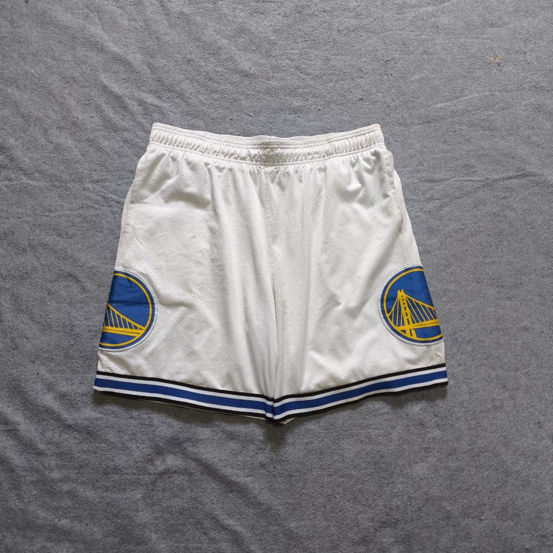 NBA "Golden State Warriors" Baller Short (Category: Activewear) located in Manila. Submitted by shykes_26 (Listing ID 1462860089, Image 2). Description: Dimensions: Waist: 32-48 Length: 21 Hem: 14 Issues: washable stain.