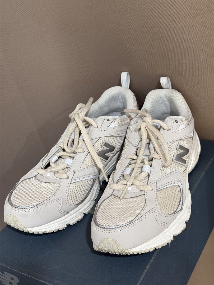 New Balance 408 Sneakers (Category: Sneakers) located in Manila. Submitted by chimingst14 (Listing ID 1462707879, Image 3). Description: 👟 FOR SALE — New Balance 408 Used Once Only * Brand: New Balance * Model: 408 * Color: White / Grey * Size: US 10 W | US 8.5 M / UK 6.5 / EU 42 / 26.5 cm (based on the shoe tag) * Condition: Like new — used once only * Original/Current Zalora Price: ₱4,000 * Selling Price: ₱3,000 only * Comes with original New 