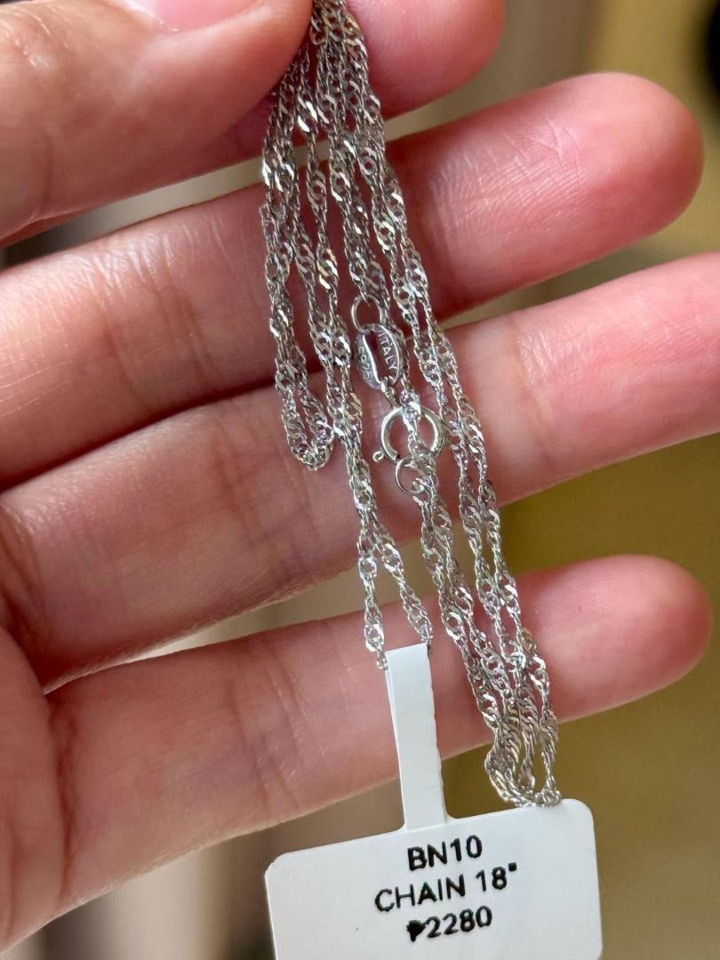 NEW S925 SILVER TWIST CHAIN 18” (Category: Necklaces) located in Baguio. Submitted by asna_taku (Listing ID 1462789778, Image 3). Description: ✨ BNEW S925 SILVER TWIST CHAIN — 18” ✨ A delicate twisted cable-style chain with beautiful light-catching texture—perfect for everyday wear and layering. 🤍 ✨ S925 Silver ✨ Twisted cable design ✨ 18 inches ✨ Bnew ✨ Perfect for pendants & layering 💰 ₱2,280 each 📦 11 pcs available Perfect basic chain to pa