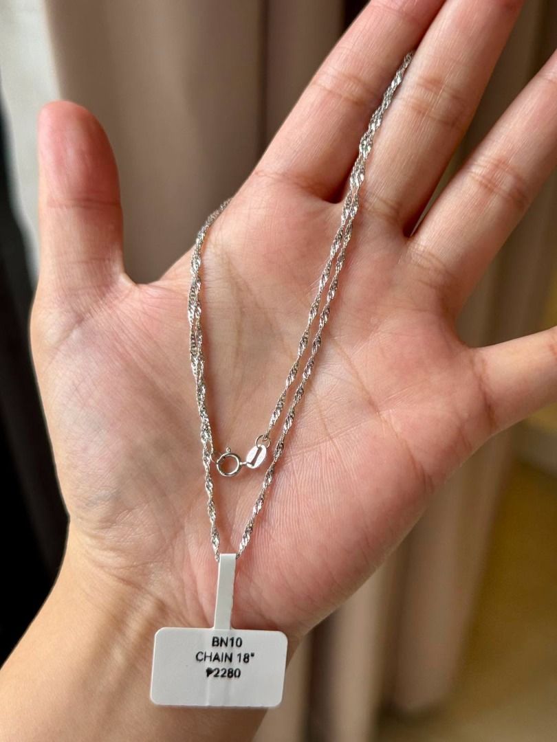 NEW S925 SILVER TWIST CHAIN 18” (Category: Necklaces) located in Baguio. Submitted by asna_taku (Listing ID 1462789778, Image 1). Description: ✨ BNEW S925 SILVER TWIST CHAIN — 18” ✨ A delicate twisted cable-style chain with beautiful light-catching texture—perfect for everyday wear and layering. 🤍 ✨ S925 Silver ✨ Twisted cable design ✨ 18 inches ✨ Bnew ✨ Perfect for pendants & layering 💰 ₱2,280 each 📦 11 pcs available Perfect basic chain to pa