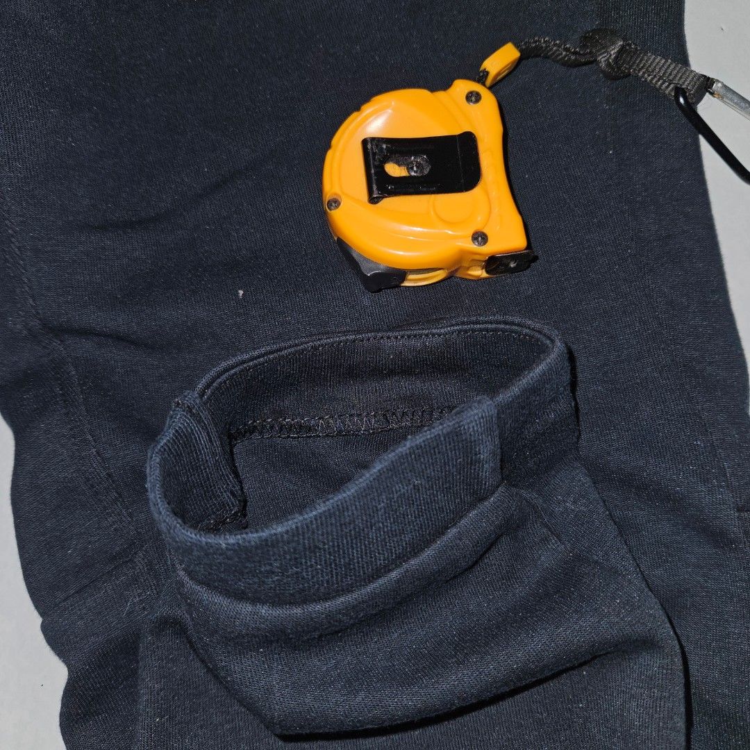 NIKE 2-ZIPPER POCKETS BLACK JOGGER PANTS (Category: Joggers) located in Tagbilaran City. Submitted by g.itw (Listing ID 1462844258, Image 3). Description: NIKE 2-ZIPPER POCKETS BLACK JOGGER PANTS LIKE NEW LARGE ON TAG 32-34x34 NO ISSUES 550+SF.