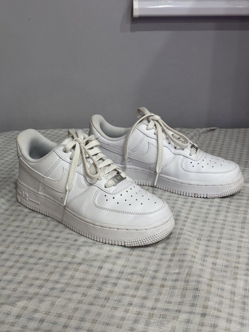 Nike Air Force 1 White Sneakers (Category: Sneakers) located in Manila. Submitted by altabl123 (Listing ID 1462737449, Image 1). Description: - Classic white Nike Air Force 1s - Size: US 7 (UK 4.5, EUR 38) - Ideal for everyday wear - Grab these iconic kicks!.