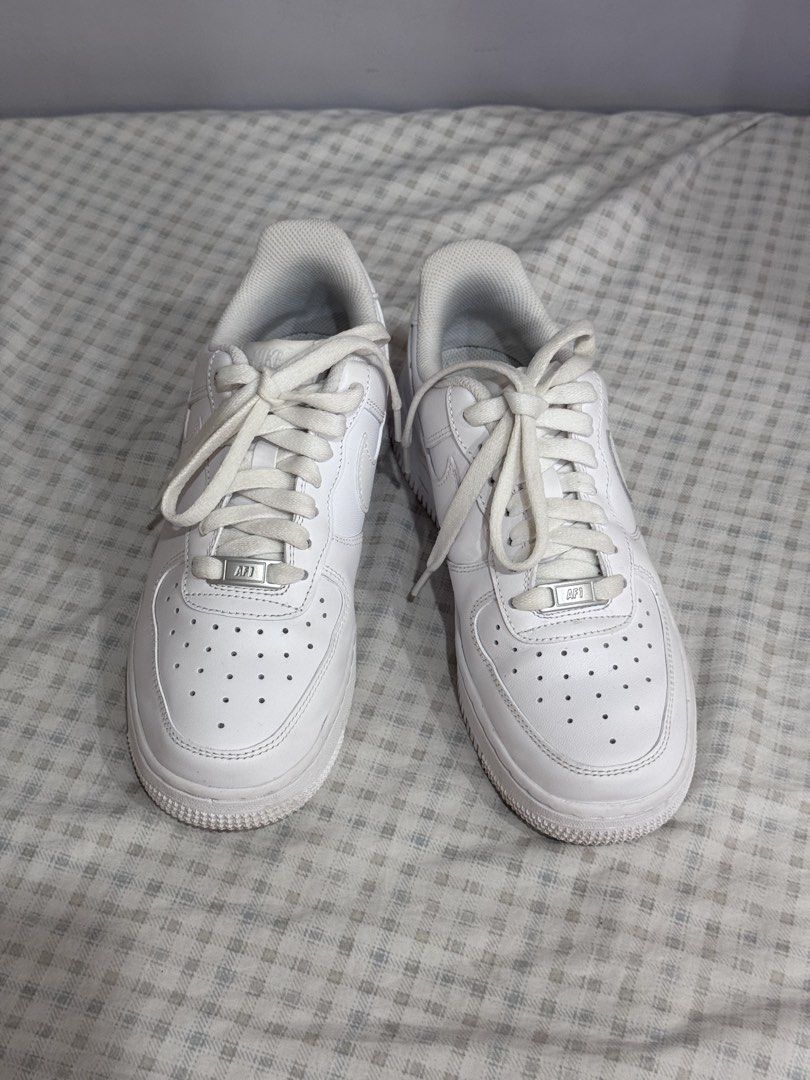 Nike Air Force 1 White Sneakers (Category: Sneakers) located in Manila. Submitted by altabl123 (Listing ID 1462737449, Image 2). Description: - Classic white Nike Air Force 1s - Size: US 7 (UK 4.5, EUR 38) - Ideal for everyday wear - Grab these iconic kicks!.