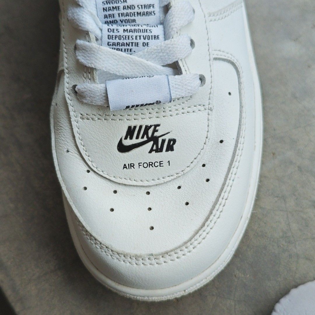 Nike Air Force 1 Double Air (Category: Sneakers) located in Trento. Submitted by cremesoup (Listing ID 1462764618, Image 3). Description: 25 cm issue: crease heel drag FREE: Heel Pads .