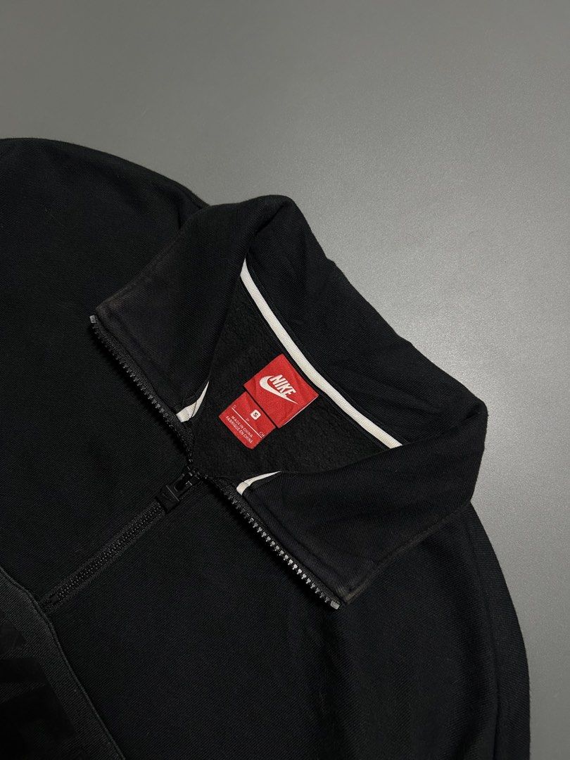 Nike Air Half Zip Fleece Jakcet (Category: Coats, Jackets and Outerwear) located in Manila. Submitted by tnt_wrldwide (Listing ID 1462871357, Image 3). Description: .