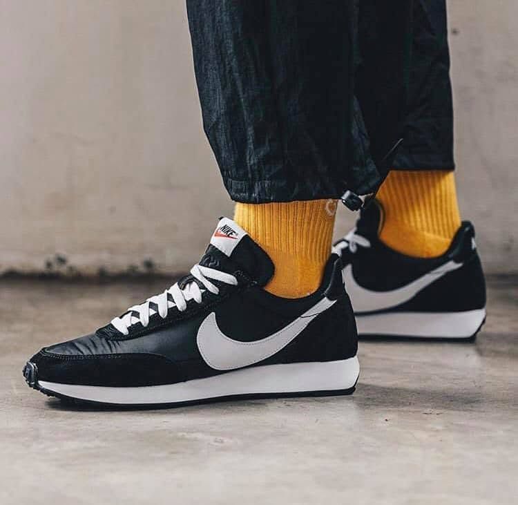 Nike Air Tailwind '79 OG Black White (Category: Sneakers) located in Mabalacat. Submitted by keb-a (Listing ID 1462883927, Image 1). Description: 🍒 — 100% Authentic — size: EU 44 / UK 10 / US 11 — brand: Nike — model: Air Tailwind 79 — color: Black / White — gender: Men — no original box (as is) 🍒 — Retro-inspired running shoe with classic 1979 design — Lightweight and comfortable cushioning — Durable rubber outsole for traction — Breathable up