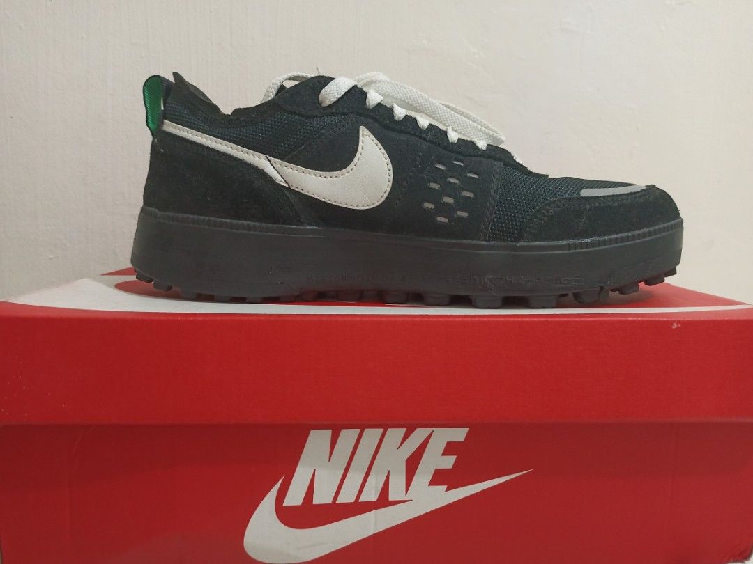 Nike C1TY Black Summit Whitr (Category: Sneakers) located in Manila. Submitted by cryzylkzlnt (Listing ID 1462767997, Image 1). Description: - White swoosh detail - Rugged sole for excellent grip - Original Nike box included - Size 9 US Men's.